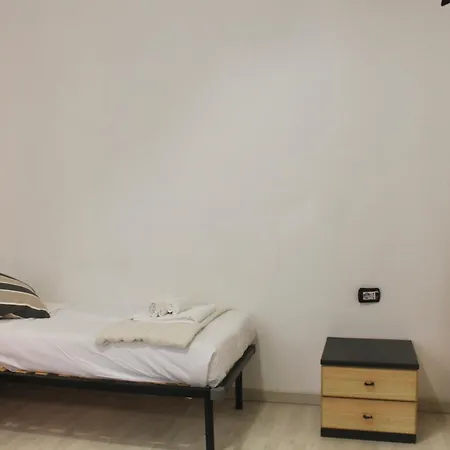 One-bedroom Flat 500m Gorla M1 公寓 米兰